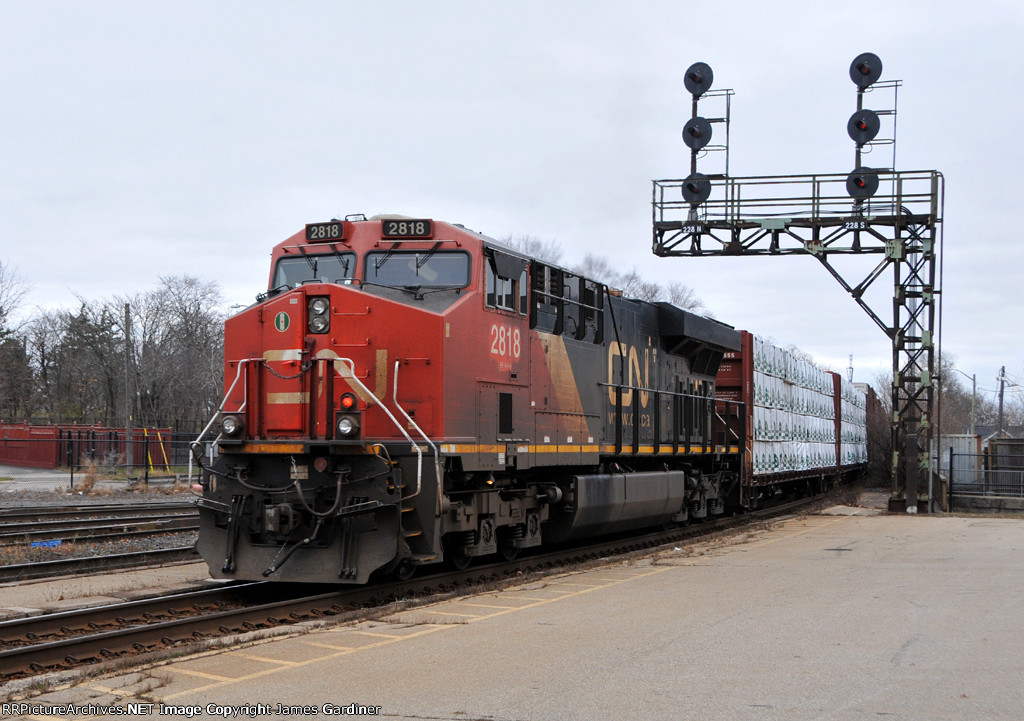 CN 2818